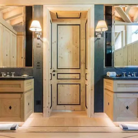 6br Bright And Spacious Chalet With Sauna In St Moritz- If You Want To Book, Please Contact On Wh-ats-app - 0034-605-434-371 !!!! فيلة