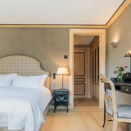 6br Bright And Spacious Chalet With Sauna In St Moritz- If You Want To Book, Please Contact On Wh-ats-app - 0034-605-434-371 !!!! * St. Moritz